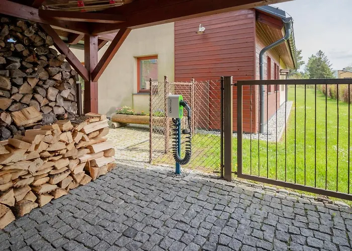 Family House Tisa